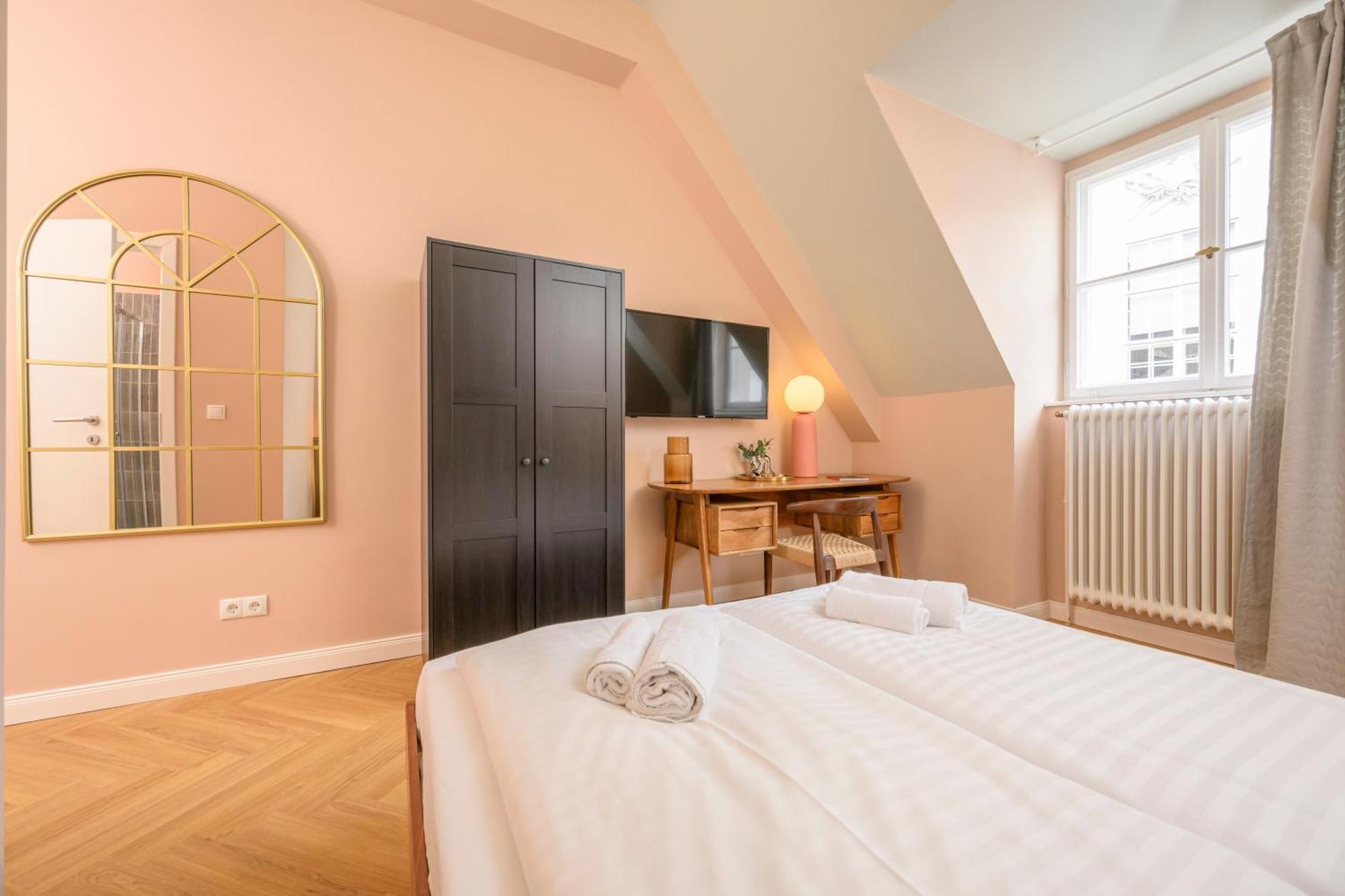 Palais Palffy Suits Βιέννη Εξωτερικό φωτογραφία